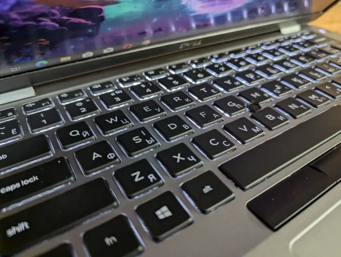 Ультрабук Dell Latitude 5410 / 14" (1920x1080) IPS / Intel Core i7-10610U (4 (8) ядра по 1.8 - 4.9 GHz) / 16 GB DDR4 / 512 GB SSD / Intel UHD Graphics / WebCam / Windows 10 б/в - зображення 6