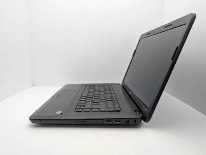 Ноутбук HP Compaq CQ58 / 15.6" (1366x768) TN / AMD E1-1200 (2 ядра по 1.4 GHz) / 6 GB DDR3 / 500 GB HDD / AMD Radeon HD 7310 Graphics / WebCam / DVD-ROM б/в - зображення 5