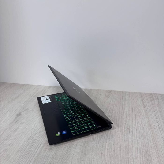 Ігровий ноутбук Б-класу HP Pavilion Gaming 15-cx0058wm / 15,6" (1920x1080) IPS / Intel Core i5-8300H (4 (8) ядра по 2,3 - 4,0 ГГц) / 8 ГБ DDR4 / 256 ГБ SSD / nVidia GeForce GTX 1050, 4 ГБ GDDR5, 128-біт / WebCam б/в - зображення 8