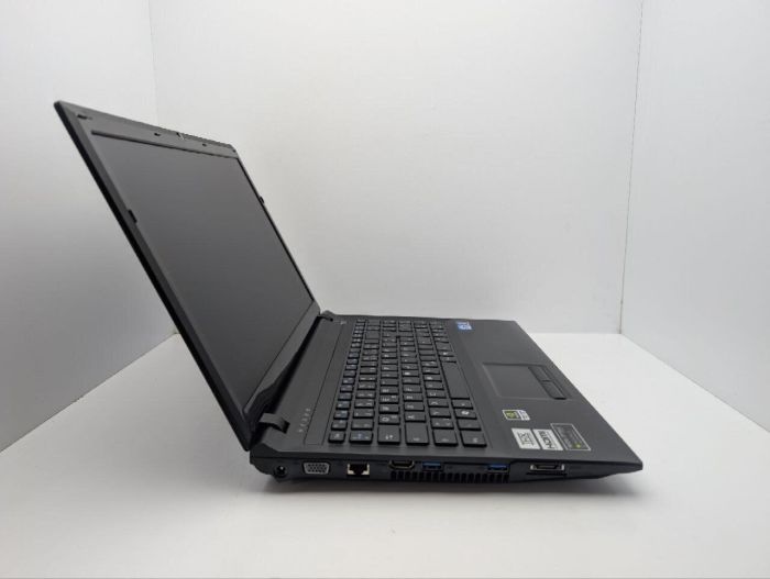 Ноутбук Terra Mobile 1547 / 15.6" (1366x768) TN / Intel Core i3-2350M (2 (4) ядра по 2.3 GHz) / 6 GB DDR3 / 250 GB HDD / nVidia GeForce GT 520M, 1 GB GDDR3, 64-bit / WebCam / DVD-ROM б/в - зображення 4