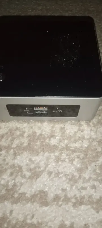 Неттоп Б-клас Intel NUC BOXNUC5PPYH USFF / Intel Celeron N3050 (2 ядра по 1.6 - 2.16 GHz) / 4 GB DDR3 / 120 GB SSD / Intel HD Graphics б/в - зображення 4