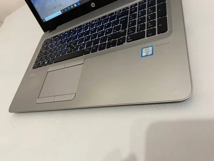 Ноутбук Б-клас HP EliteBook 850 G3 / 15.6" (1920x1080) IPS Touch / Intel Core i5-6300U (2 (4) ядра по 2.4 - 3.0 GHz) / 8 GB DDR4 / 240 GB SSD / Intel HD Graphics 520 / WebCam / DisplayPort б/в - зображення 8