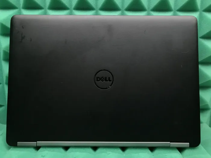 Ультрабук Б-клас Dell Latitude E7470 / 14" (1920x1080) IPS / Intel Core i7-6600U (2 (4) ядра по 2.6 - 3.4 GHz) / 8 GB DDR4 / 256 GB SSD M.2 / Intel HD Graphics 520 / WebCam / Fingerprint / HDMI / Windows 10 ліцензія б/в - зображення 8