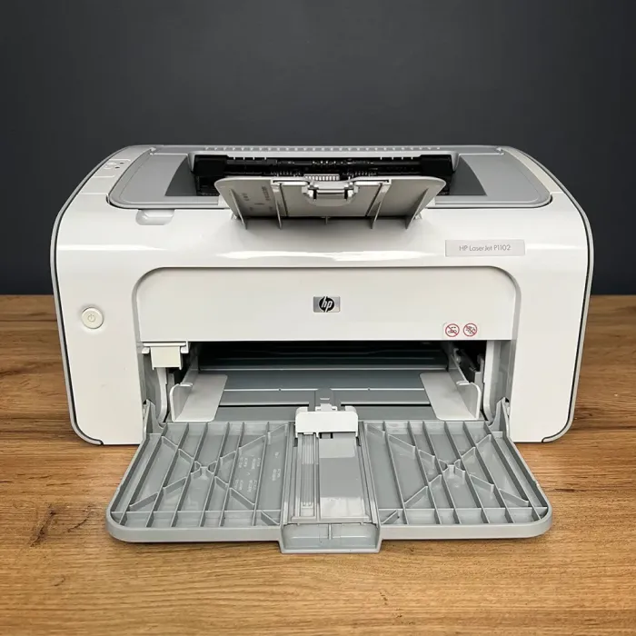 Принтер HP LaserJet P1102 / Лазерний монохромний друк / 600x600 dpi / A4 / 18 стор / хв / USB / Дуплекс б/в - зображення 3