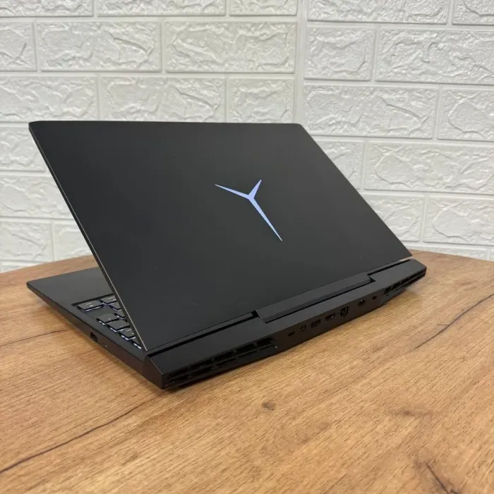 Ігровий ноутбук Lenovo Legion Y545 / 15.6" (1920x1080) IPS / Intel Core i5-9300H (4 (8) ядра по 2.4 - 4.1 GHz) / 16 GB DDR4 / 500 GB SSD / nVidia GeForce GTX 1660 Ti, 6 GB GDDR6, 192-bit / WebCam б/в - зображення 6