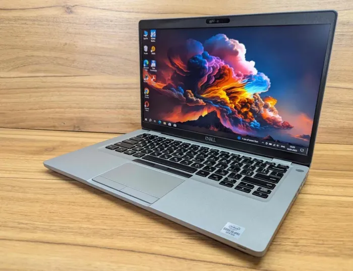 Ультрабук Dell Latitude 5410 / 14" (1920x1080) IPS / Intel Core i5-10310U (4 (8) ядра по 1.7 - 4.4 GHz) / 16 GB DDR4 / 256 GB SSD / Intel UHD Graphics / WebCam / HDMI / Windows 10 б/в - зображення 3