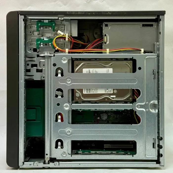 Комп'ютер Fujitsu Esprimo P5731 E-Star5 Tower / Intel Pentium E5400 (2 ядра по 0.800 - 2.7 GHz) / 8 GB DDR3 / 250 GB HDD / Intel Graphics / DVD-ROM б/в - зображення 6