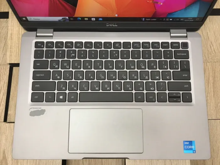 Ультрабук Б-клас Dell Latitude 5320 / 13.3" (1920x1080) IPS / Intel Core i5-1145G7 (4 (8) ядра по 2.6 - 4.4 GHz) / 16 GB DDR4 / 256 GB SSD M.2 / Intel Iris Xe Graphics / WebCam / USB 3.2 / HDMI / Windows 10 б/в - зображення 4