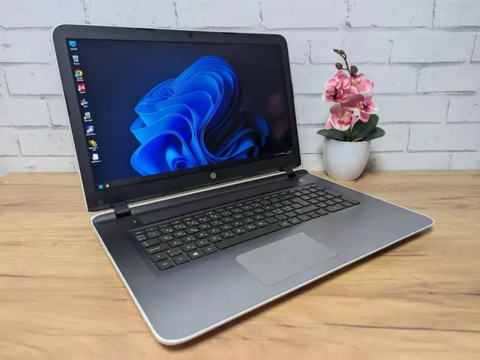Ноутбук Б-клас HP Pavilion 17 / 17.3" (1920x1080) TN / AMD A10-5745M (4 ядра по 2.1 - 2.9 GHz) / 8 GB DDR3 / 360 GB SSD / AMD Radeon R7 M360, 2 GB GDDR3, 64-bit / WebCam / DVD-ROM б/в - зображення 7