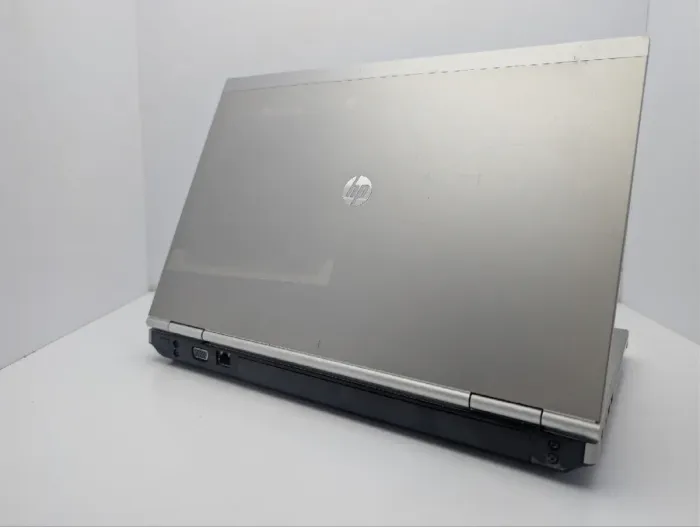 Ноутбук HP EliteBook 8470p / 14" (1366x768) TN / Intel Core i5-3320M (2 (4) ядра по 2.6 - 3.3 GHz) / 8 GB DDR3 / 640 GB HDD / Intel HD Graphics 4000 / WebCam / DVD-ROM б/в - зображення 8