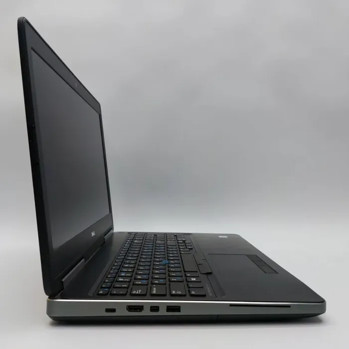 Мобільна робоча станція Б-клас Dell Precision 7510 / 15.6" (1920x1080) IPS / Intel Core i7-6820HQ (4 (8) ядра по 2.7 - 3.6 GHz) / 16 GB DDR4 / 512 GB SSD / nVidia Quadro M1000M, 2 GB GDDR5, 128-bit / WebCam б/в - зображення 4
