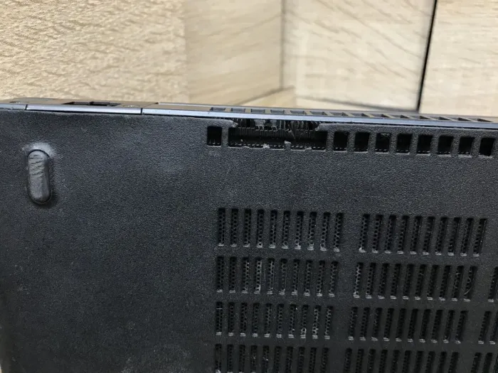 Ноутбук Б-клас Dell Latitude 5490 / 14" (1920x1080) IPS / Intel Core i5-8250U (4 (8) ядра по 1.6 - 3.4 GHz) / 8 GB DDR4 / 240 GB SSD M.2 / Intel UHD Graphics 620 / WebCam / USB 3.1 / HDMI б/в - зображення 11