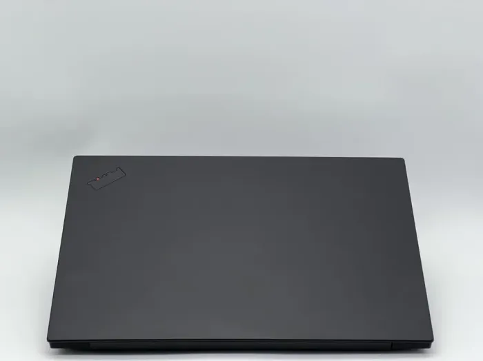 Мобільна робоча станція Lenovo ThinkPad P1 Gen 1 / 15.6" (1920x1080) IPS / Intel Core i7-8850H (6 (12) ядер по 2.6 - 4.3 GHz) / 32 GB DDR4 / 480 GB SSD / nVidia Quadro P1000, 4 GB GDDR5, 128-bit / WebCam б/в - зображення 5