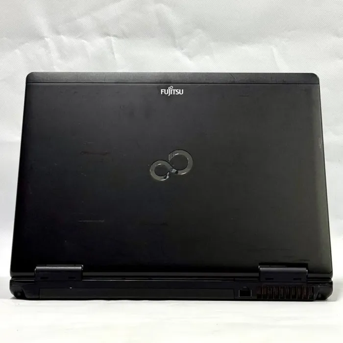 Ноутбук Б-клас Fujitsu LifeBook S782 / 14" (1366x768) TN / Intel Core i7-3540M (2 (4) ядра по 3.0 - 3.7 GHz) / 8 GB DDR3 / 240 GB SSD / Intel HD Graphics 4000 / WebCam / Windows 10 Pro б/в - зображення 6