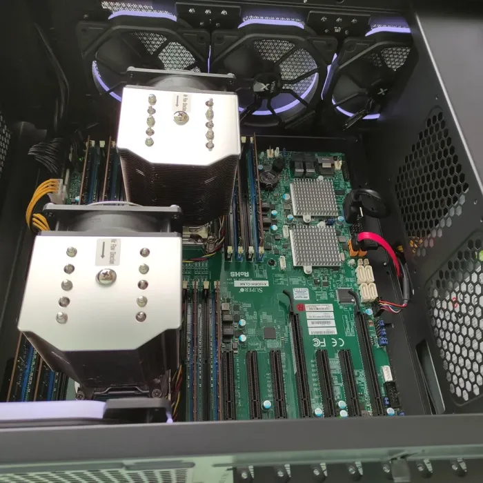 Сервер Mid Vinga Tower / 2x Intel Xeon E5-2699 v3 (18 (36) ядер по 2.3 - 3.6 GHz) / 128 GB DDR4 / 1 TB HDD / 650W б/в - зображення 18