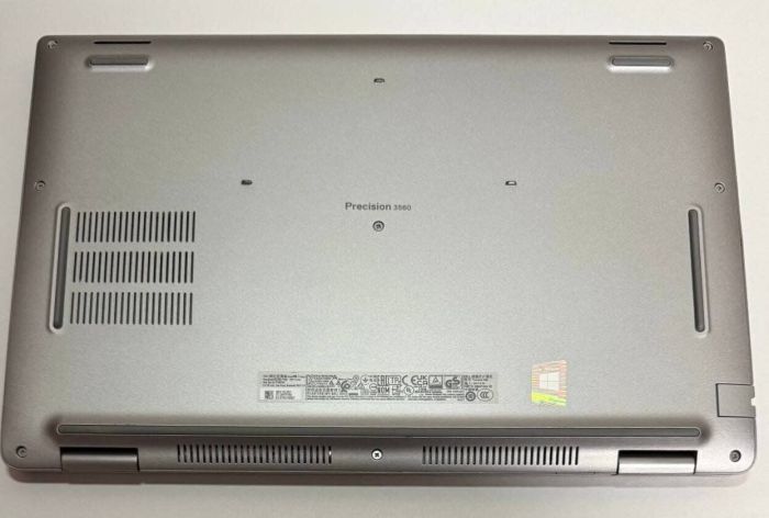 Ноутбук Dell Precision 3560 / 15.6" (1366x768) TN / Intel Core i7-1185G7 (4 (8) ядра по 1.2 - 4.8 GHz) / 16 GB DDR4 / 256 GB SSD / nVidia Quadro T500, 2 GB GDDR6, 64-bit / WebCam б/в - зображення 7