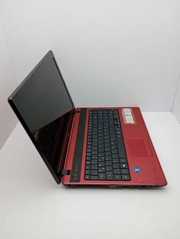 Ноутбук Acer 5253 / 15.6" (1366x768) TN / AMD E-350 (2 ядра по 1.6 GHz) / 6 GB DDR3 / 120 GB SSD / AMD Radeon HD 6310 Graphics / WebCam б/в - зображення 5
