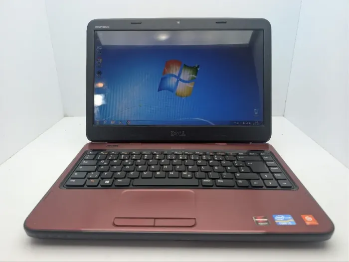 Ноутбук Dell Inspiron N4050 / 14" (1366x768) TN / Intel Core i5-2450M (2 (4) ядра по 2.5 - 3.1 GHz) / 6 GB DDR3 / 500 GB HDD / AMD Radeon HD 6470M, 1 GB GDDR3, 64-bit / WebCam / DVD-ROM б/в - изображение 2