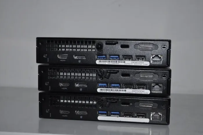 Неттоп Dell OptiPlex 3040 Micro USFF / Intel Core i5-6500T (4 ядра по 2,5 - 3,1 ГГц) / 12 ГБ DDR3 / 750 ГБ HDD / Intel HD Graphics 530 / Блок живлення / Windows 11 Pro б/в - зображення 4