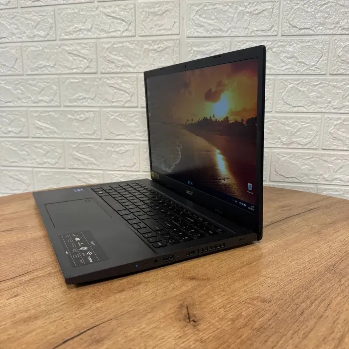 Ноутбук Б-клас Acer Aspire 7 A715-76 / 15.6" (1920x1080) IPS / Intel Core i7-12700H (14 (20) ядер по 3.5 - 4.7 GHz) / 16 GB DDR4 / 512 GB SSD / Intel Iris Xe Graphics / WebCam б/в - зображення 5