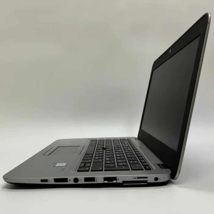 Нетбук Б-клас HP EliteBook 820 G3 / 12.5" (1366x768) TN / Intel Core i5-6200U (2 (4) ядра по 2.3 - 2.8 GHz) / 16 GB DDR4 / 256 GB SSD M.2 / Intel HD Graphics 520 / WebCam / Sim card б/в - зображення 5