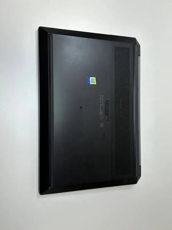 Мобільна робоча станція HP zBook 15 G5 / 15.6" (3840x2160) IPS / Intel Core i7-8750H (6 (12) ядер по 2.2 - 4.1 GHz) / 32 GB DDR4 / 512 GB SSD / nVidia Quadro P2000, 4 GB GDDR5, 128-bit / WebCam / TouchID б/в - зображення 5