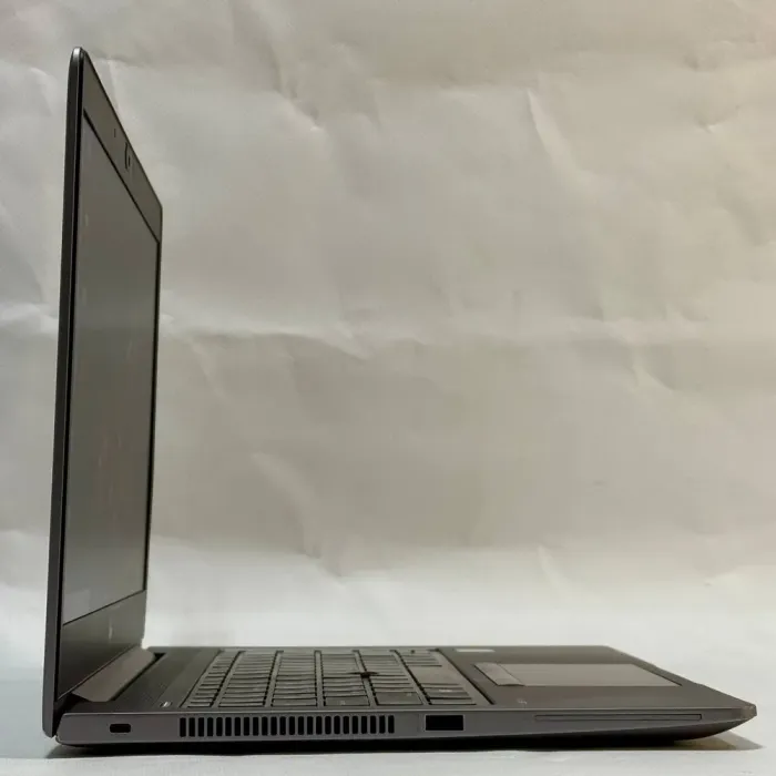 Мобільна робоча станція HP ZBook 14u G5 / 14" (1920x1080) IPS / Intel Core i5-8250U (4 (8) ядра по 1.6 - 3.4 GHz) / 16 GB DDR4 / 512 GB SSD M.2 / AMD Radeon Pro WX 3100, 2 GB GDDR5, 128-bit / WebCam / Windows 10 Pro б/в - зображення 4