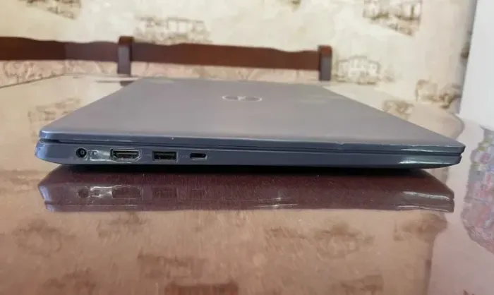 Ультрабук Dell Latitude 3510 / 15.6" (1920x1080) IPS / Intel Core i3-1005G1 (2 (4) ядра по 1.2 - 3.4 GHz) / 8 GB DDR4 / 256 GB SSD / Intel UHD Graphics for 10th Generation / WebCam б/в - зображення 6