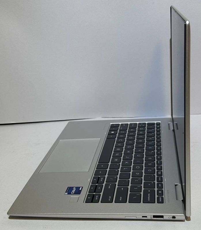 Ультрабук HP EliteBook x360 1040 G9 / 14" (1920x1080) IPS Touch / Intel Core i5-1245U (10 (12) ядер по 1.2 - 4.4 GHz) / 16 GB DDR4 / 512 GB SSD / Intel Iris Xe Graphics / WebCam б/в - зображення 5
