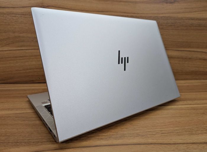 Ультрабук Б-клас HP EliteBook 840 G8 / 14" (1920x1080) IPS / Intel Core i7-1185G7 (4 (8) ядра по 3.0 - 4.8 GHz) / 16 GB DDR4 / 512 GB SSD / Intel Iris Xe Graphics / WebCam / TouchID / Windows 10 б/в - зображення 9