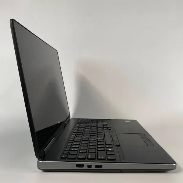 Мобільна робоча станція Dell Precision 7510 / 15,6" (1920x1080) IPS Touch / Intel Core i5-6300HQ (4 ядра по 2,3 - 3,2 ГГц) / 16 ГБ DDR4 / 512 ГБ SSD / nVidia Quadro M2000M, 4 ГБ GDDR5, 128-біт / WebCam б/в - зображення 4