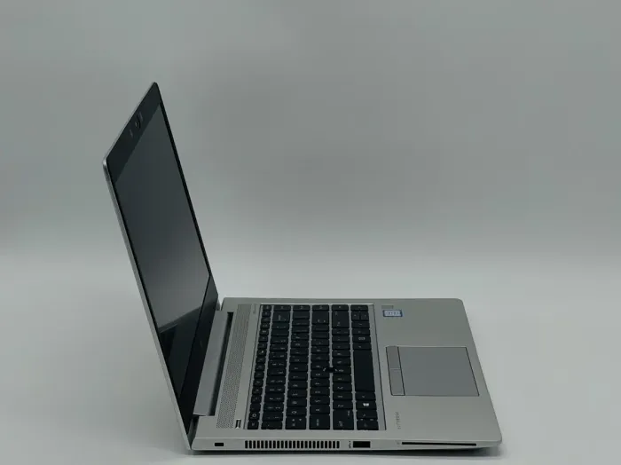 Ультрабук Б-клас HP EliteBook 840 G5 / 14" (3840x2160) IPS / Intel Core i5-8250U (4 (8) ядра по 1.6-3.4 GHz) / 16 GB DDR4 / 250 GB SSD / UHD Graphics 620 / WebCam б/в - зображення 3