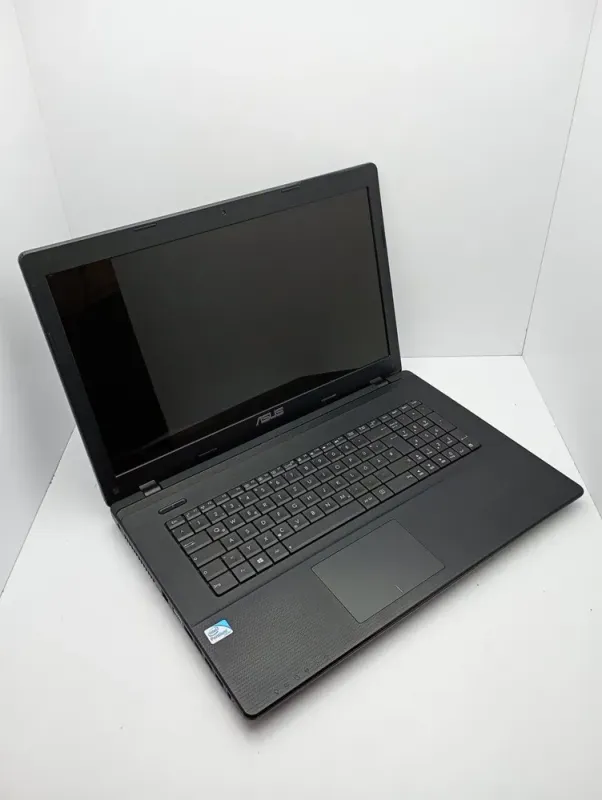 Ноутбук Asus X75 / 17.3" (1600x900) TN / Intel Pentium B970 (2 ядра по 2.3 GHz) / 6 GB DDR3 / 320 GB HDD / Intel HD Graphics / WebCam б/в - зображення 5