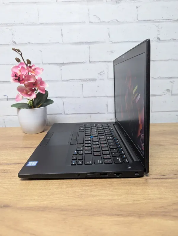 Ультрабук Dell Latitude 7480 / 14" (1920x1080) TN / Intel Core i5-8350U (4 (8) ядра по 1.7 - 3.6 GHz) / 8 GB DDR4 / 128 GB SSD / Intel HD Graphics 520 / WebCam б/в - зображення 5