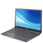 Ноутбук Б-клас Samsung NP300E5C / 15.6" (1366x768) TN / Intel Celeron B820 (2 ядра по 1.7 GHz) / 4 GB DDR3 / 500 GB HDD / nVidia GeForce GT 620M, 1 GB DDR3, 64-bit / WebCam / АКБ не тримає б/в