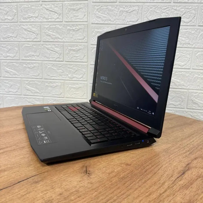 Ігровий ноутбук Б-клас Acer Nitro 5 AN515-53 / 15.6" (1920x1080) IPS / Intel Core i5-8300H (4 (8) ядра по 2.3 - 4.0 GHz) / 16 GB DDR4 / 128 GB SSD M.2 + 1000 GB HDD / nVidia GeForce GTX 1050, 4 GB GDDR5, 128-bit / WebCam б/в - зображення 5