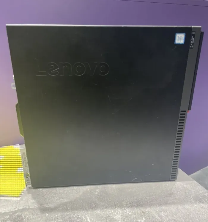 Комп'ютер Lenovo ThinkCentre M900 SFF / Intel Core i5-6500 (4 ядра по 3.2 - 3.6 GHz) / 8 GB DDR4 / 128 GB SSD / Intel HD Graphics 530 / DisplayPort б/в - зображення 4