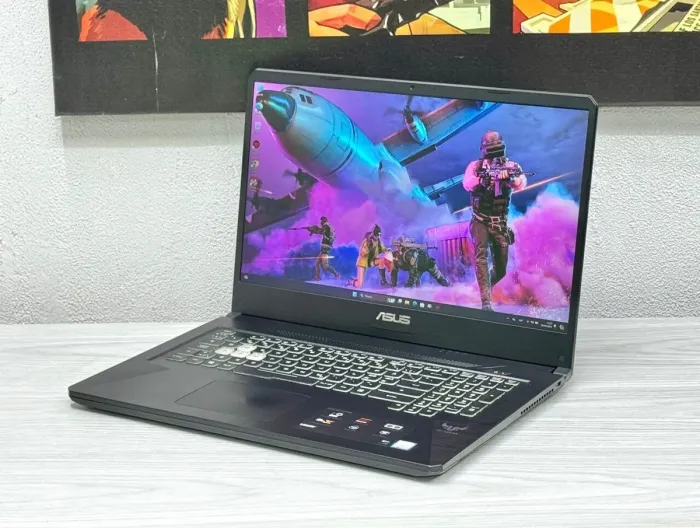 Ігровий ноутбук Asus TUF Gaming FX705G / 17.3" (1920x1080) IPS / Intel Core i5-8300H (4 (8) ядра по 2.3 - 4.0 GHz) / 16 GB DDR4 / 512 GB SSD M.2 / nVidia GeForce GTX 1060, 6 GB GDDR5, 192-bit / WebCam / Win 11 б/в - зображення 4