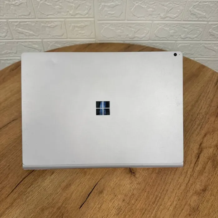 Ігровий ультрабук-трансформер Б-клас Microsoft Surface Book 3 / 15.0" (3240x2160) IPS Touch / Intel Core i7-1065G7 (4 (8) ядра по 1.3 - 3.9 GHz) / 32 GB DDR4 / 1000 GB SSD NVMe / nVidia GeForce GTX 1660 Ti Max-Q, 6 GB GDDR6, 192-bit / WebCam б/в - зображення 3