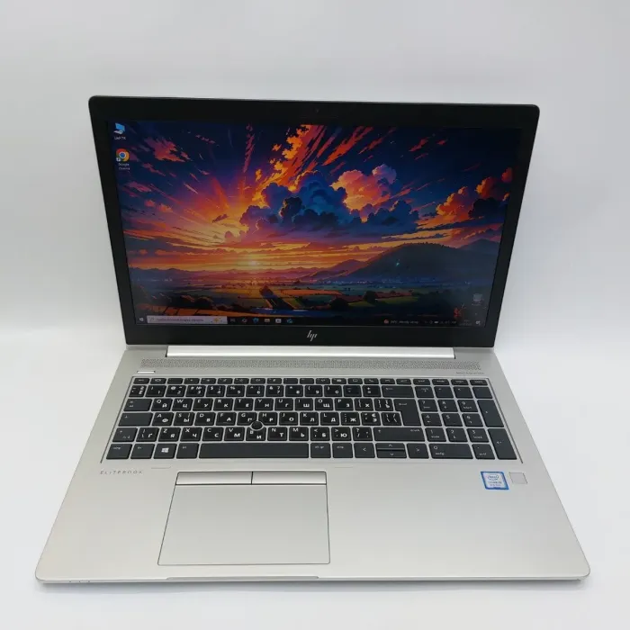 Ультрабук HP EliteBook 850 G5 / 15.6" (1920x1080) IPS / Intel Core i5-8350U (4 (8) ядра по 1.7 - 3.6 GHz) / 16 GB DDR4 / 256 GB SSD M.2 / Intel UHD Graphics 620 / WebCam б/в - зображення 3