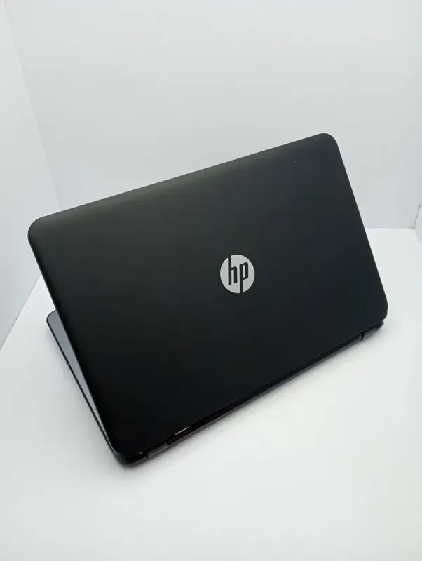 Ноутбук HP 250 G3 / 15.6" (1366x768) TN / Intel Celeron N2840 (2 ядра по 2.16 - 2.58 GHz) / 4 GB DDR3 / 500 GB HDD / Intel HD Graphics / WebCam б/в - зображення 8