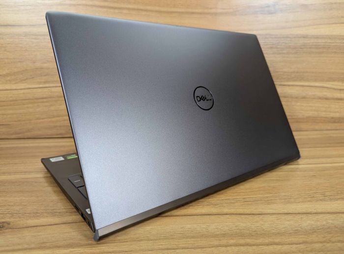 Ігровий ноутбук Б-класу Dell Vostro 7500 / 15.6" (1920x1080) IPS / Intel Core i7-10750H (6 (12) ядер по 2.6 - 5.0 GHz) / 16 GB DDR4 / 512 GB SSD / nVidia GeForce GTX 1650 Ti, 4 GB GDDR6, 128-bit / WebCam / Fingerprint / Windows 10 б/в - зображення 8