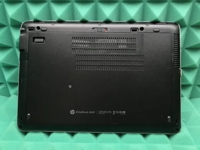 Ультрабук Б-клас HP EliteBook 840 G1 / 14" TN / Core i5-4300U (2(4) ядра по 1.9-2.9GHz) / 8GB DDR3 / 180GB SSD / HD Graphics 4400 / WebCam / Fingerprint / DisplayPort б/в - зображення 6