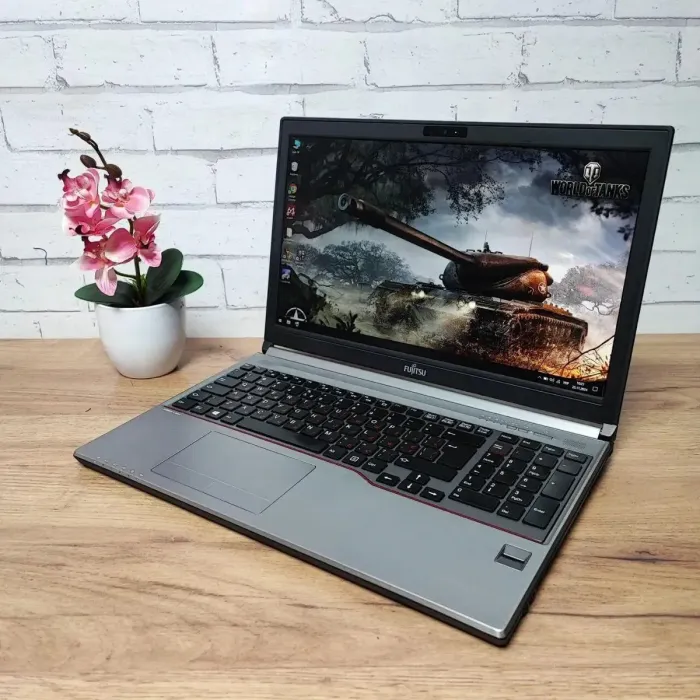 Ноутбук Fujitsu LifeBook E754 / 15.6" (1920x1080) TN / Intel Core i5-4200M (2 (4) ядра по 2.5 - 3.1 GHz) / 8 GB DDR3 / 128 GB SSD / Intel HD Graphics 4600 / Webcam б/в - зображення 6