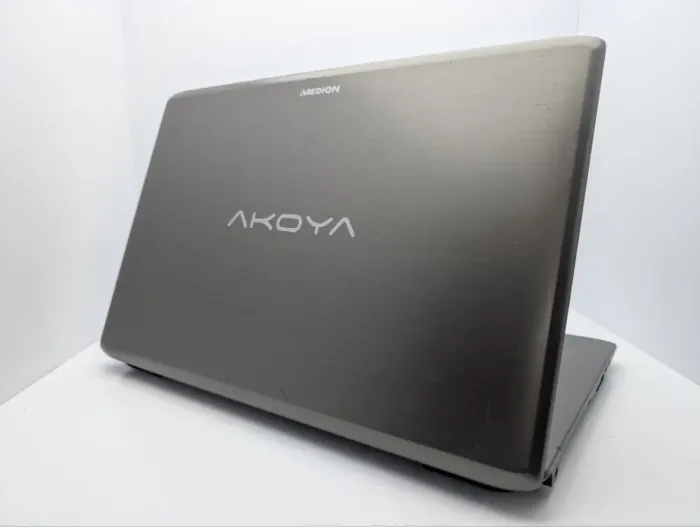 Ноутбук Medion Akoya E7226 / 17.3" (1600x900) TN / Intel Celeron N2930 (4 ядра по 1.83 - 2.16 GHz) / 8 GB DDR3 / 120 GB SSD / Intel HD Graphics / WebCam / АКБ не тримає заряд б/в - зображення 8