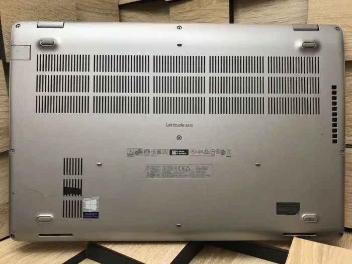 Ноутбук Б-клас Dell Latitude 5510 / 15.6" (1920x1080) IPS / Intel Core i5-10210U (4 (8) ядра по 1.6 - 4.2 GHz) / 8 GB DDR4 / 256 GB SSD M.2 / Intel UHD Graphics / WebCam / USB 3.2 / HDMI / Windows 10 б/в - зображення 9