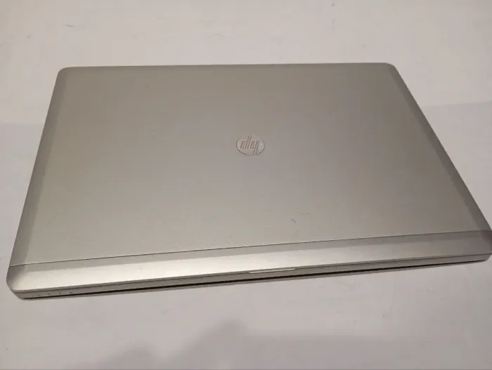 Ультрабук Б-класу HP EliteBook Folio 9470m / 14" (1366x768) TN / Intel Core i5-3437U (2 (4) ядра по 1.9 - 2.9 GHz) / 8 GB DDR3 / 500 GB HDD / Intel HD Graphics 4000 / WebCam / Win 10 / АКБ не тримає б/в - зображення 6