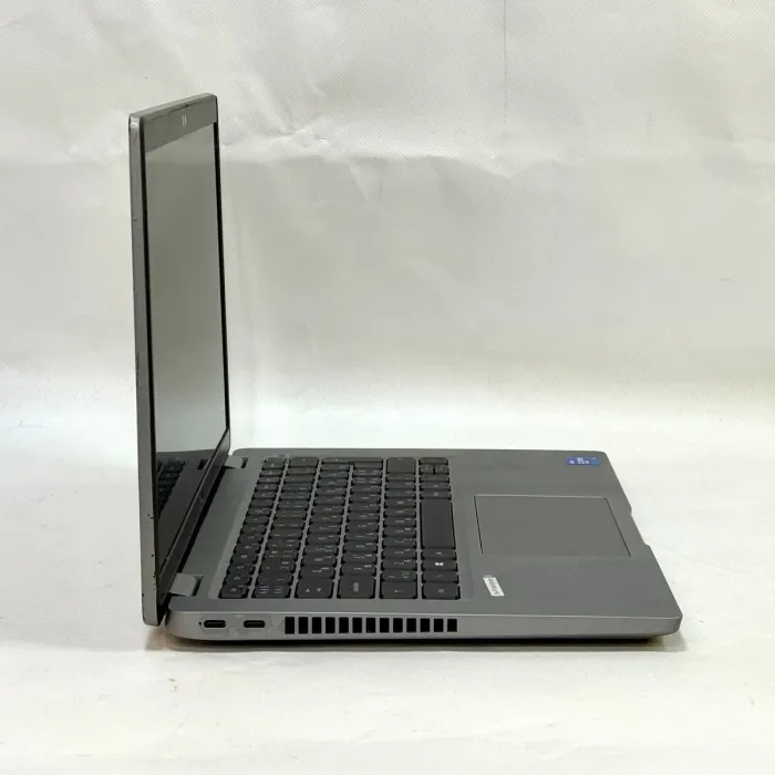Ультрабук Dell Latitude 5420 / 14" (1920x1080) IPS / Intel Core i5-1145G7 (4 (8) ядра по 4.4 GHz) / 32 GB DDR4 / 256 GB SSD / Intel Iris Xe Graphics / WebCam / Windows 11 Pro б/в - зображення 5