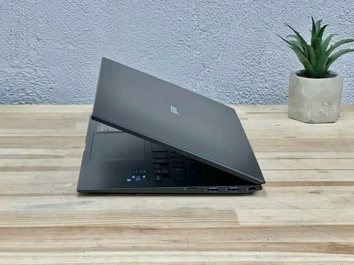 Ультрабук LG Gram 14Z90P / 14" (1920x1080) IPS / Intel Core i7-1165G7 (4 (8) ядра по 2.8 - 4.7 GHz) / 8 GB DDR4 / 512 GB SSD / Intel Iris Xe Graphics / WebCam / Win 11 Home б/в - зображення 7
