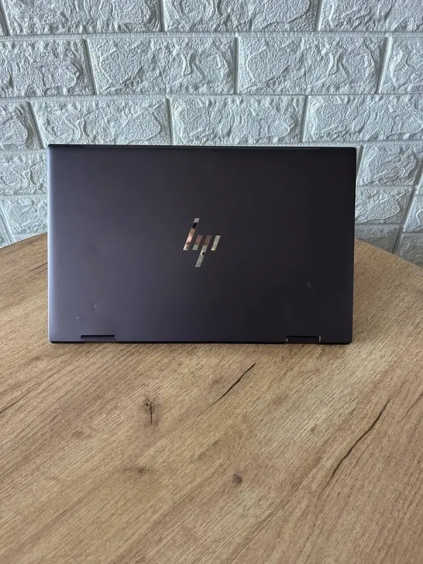 Ультрабук-трансформер Б-клас HP Envy x360 15-ey0003ca / 15.6" (1920x1080) IPS Touch / AMD Ryzen 5 5625U (6 (12) ядер по 2.3 - 4.3 GHz) / 16 GB DDR4 / 512 GB SSD / AMD Radeon Vega Graphics / WebCam б/в - зображення 3